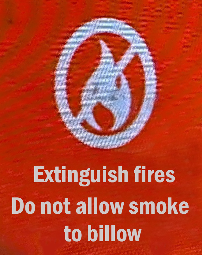 映画ジュラシックワールドで表示された危険マーク